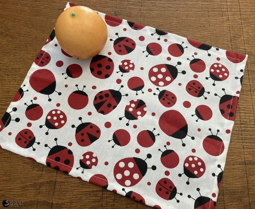 Prostírání na svačinu-berušky